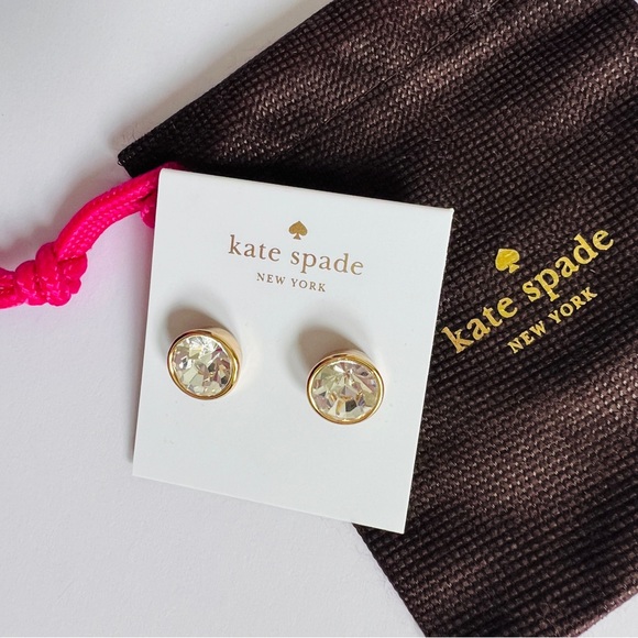 New KATE SPADE Gumdrop Crystal Stud Earrings Yellow Gold Setting Clear Gem OS - Picture 3 of 6